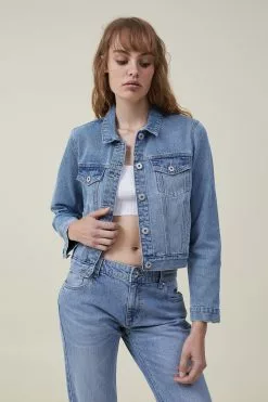 COTTON ON Girlfriend Denim Jacket