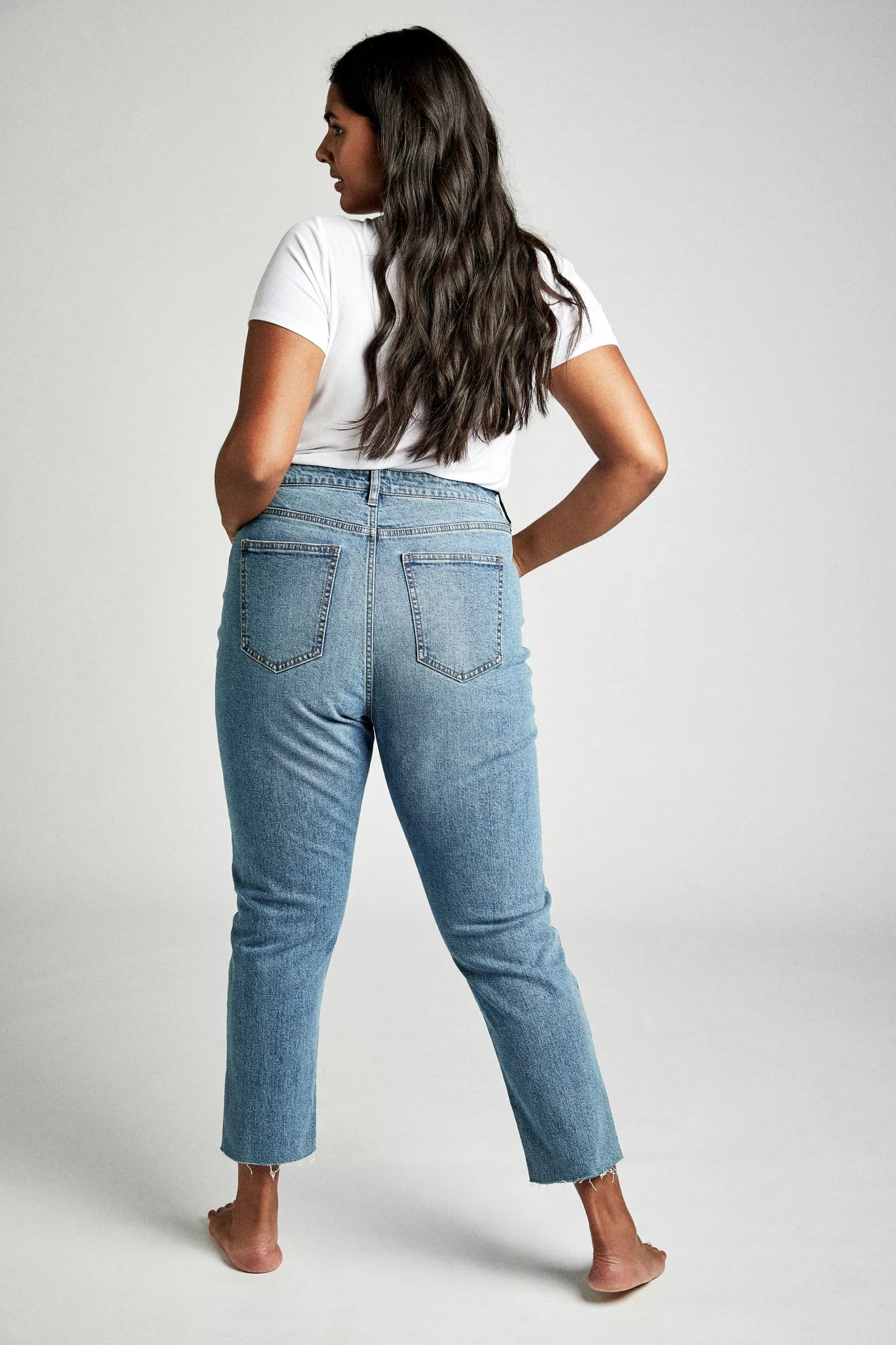 COTTON ON Curve Taylor Mom Jean - Image 3