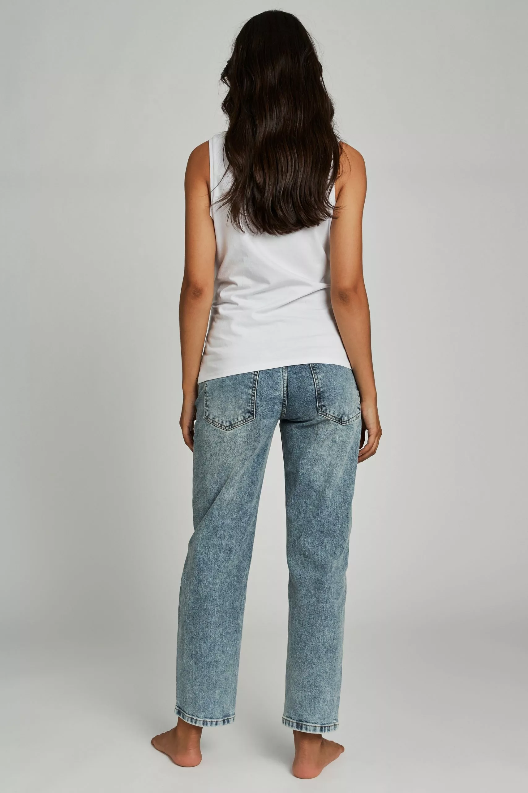 COTTON ON Maternity Straight Stretch Jean (Over Belly) - Image 3