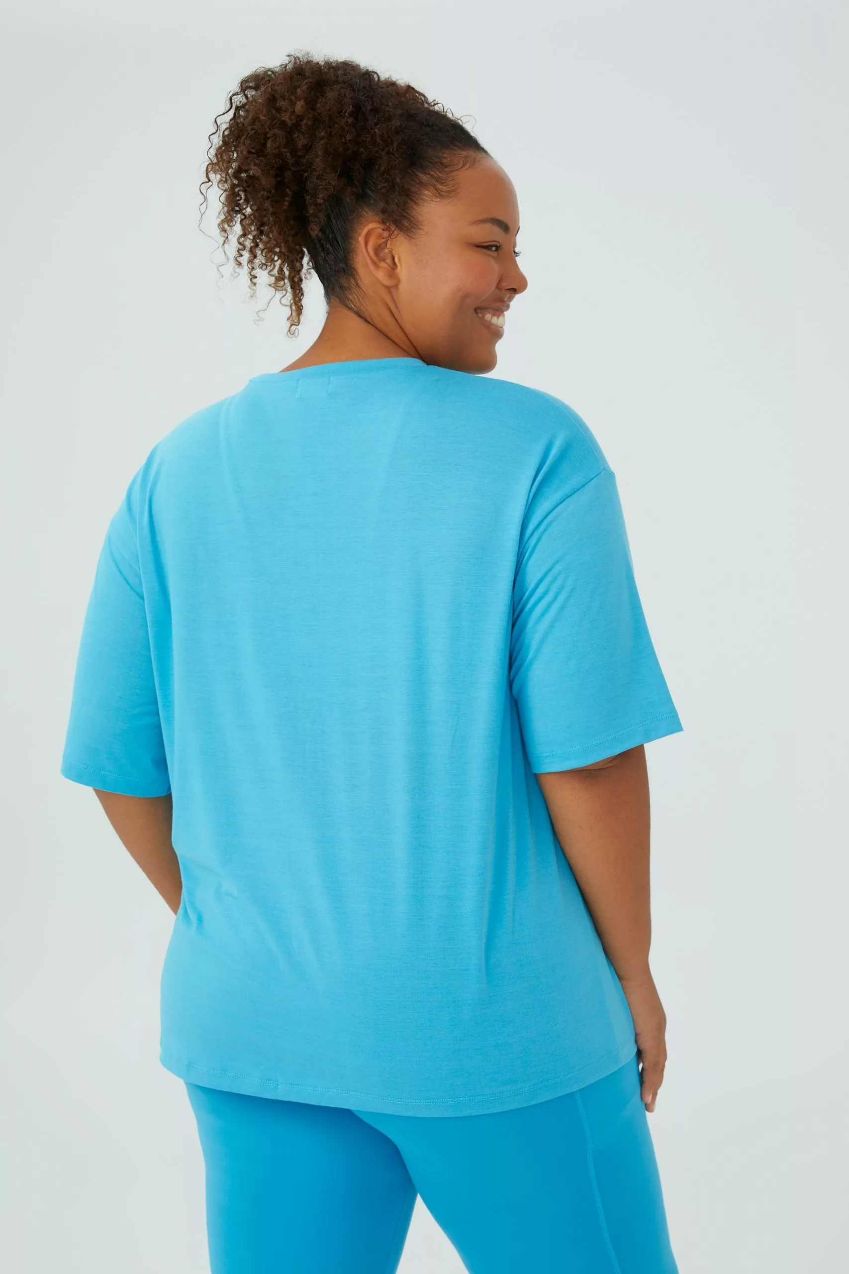 Body Curve Active Boyfriend Tee - Image 3