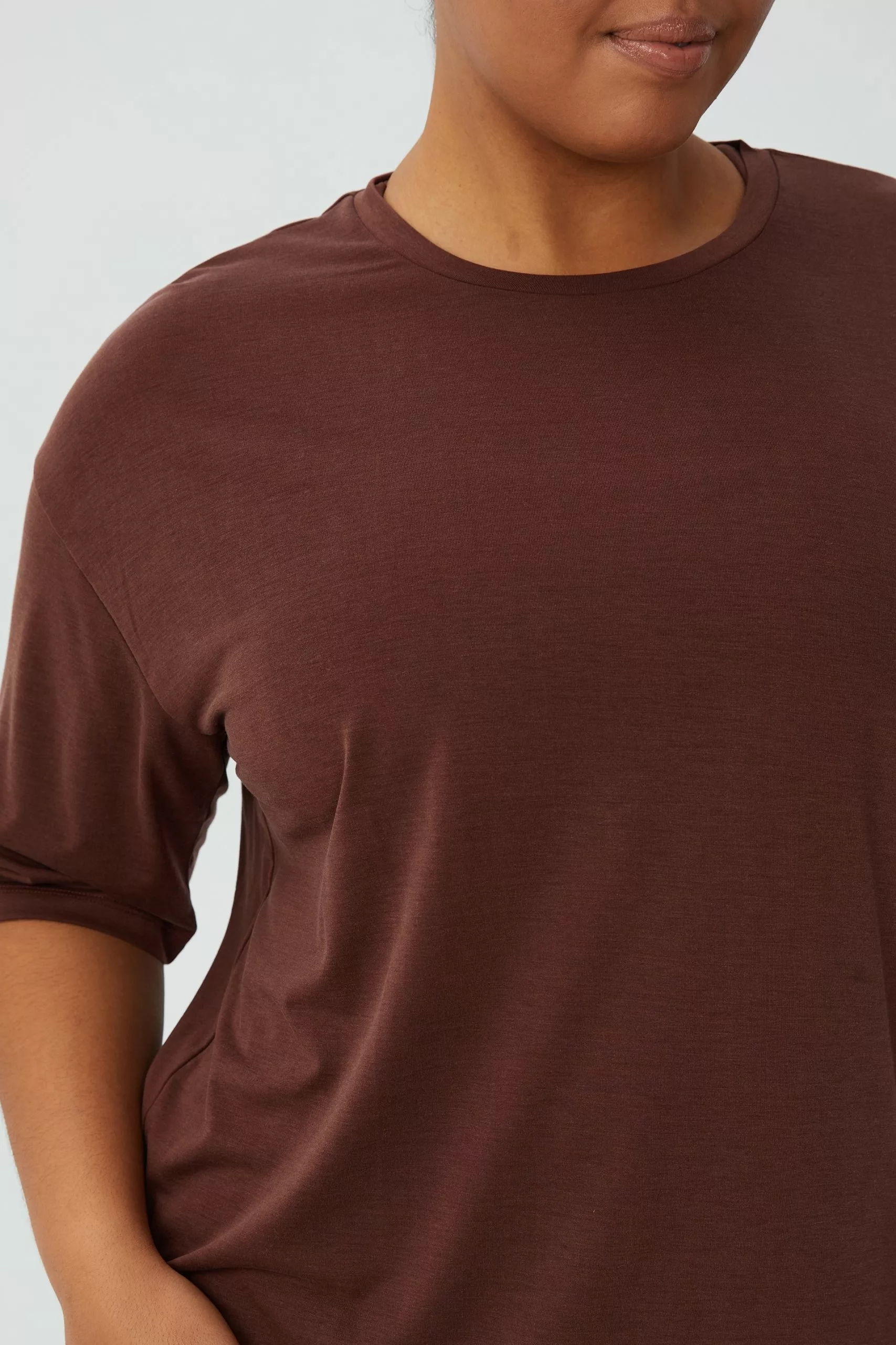 Body Curve Active Boyfriend Tee - Image 2