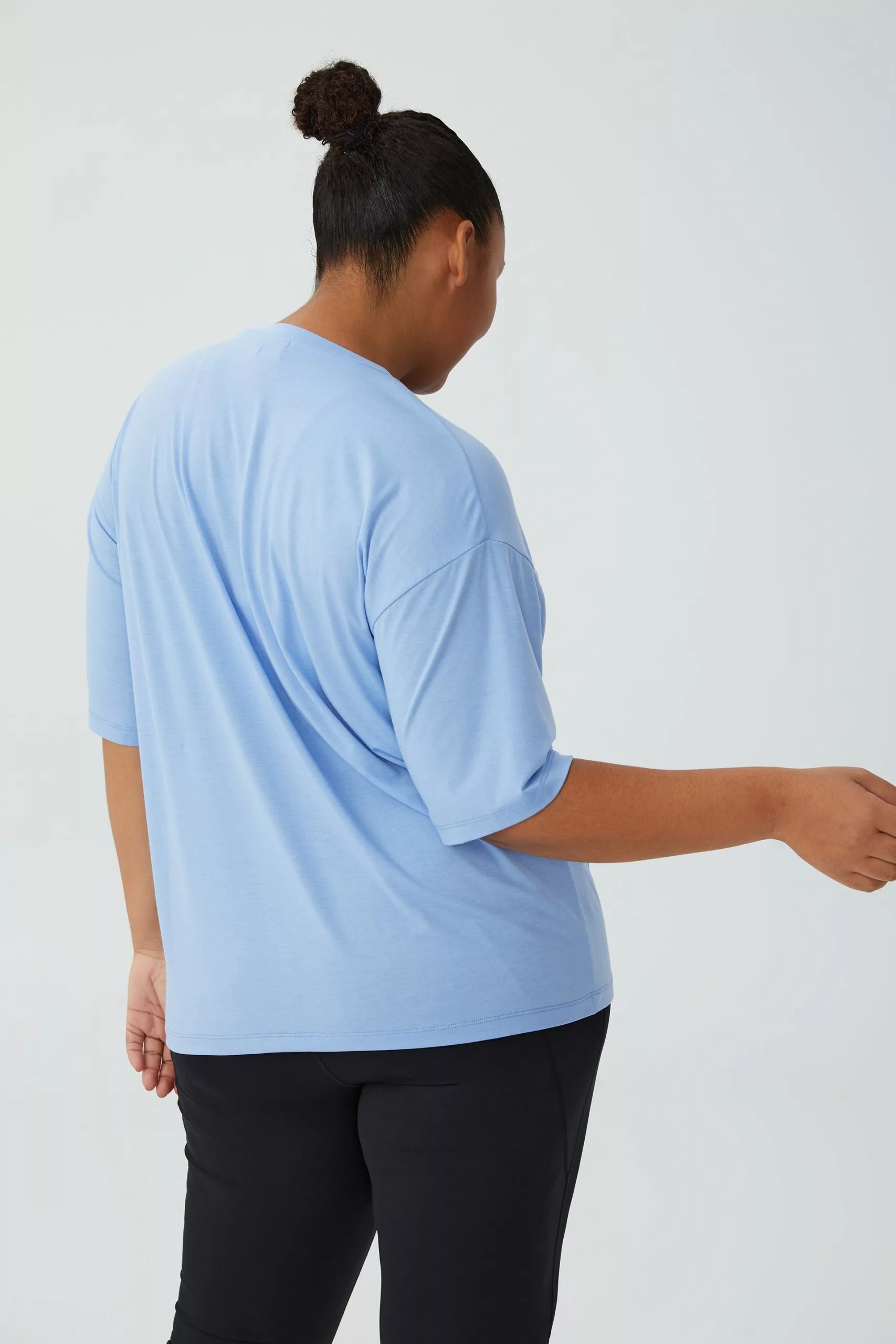 Body Curve Active Boyfriend Tee - Image 3