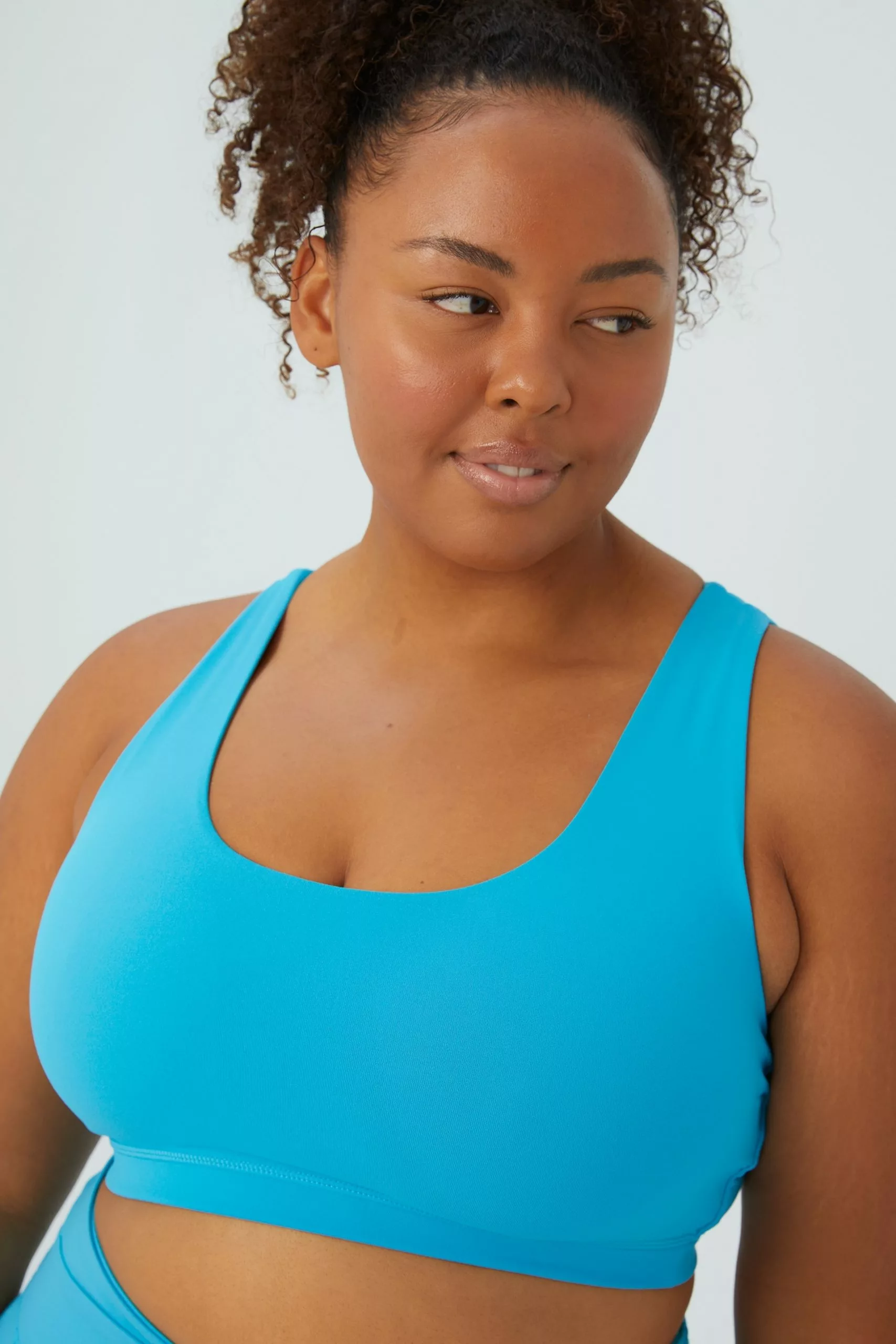 Body Curve Active Strappy Sports Crop
