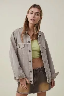 COTTON ON The Oversized Denim Jacket