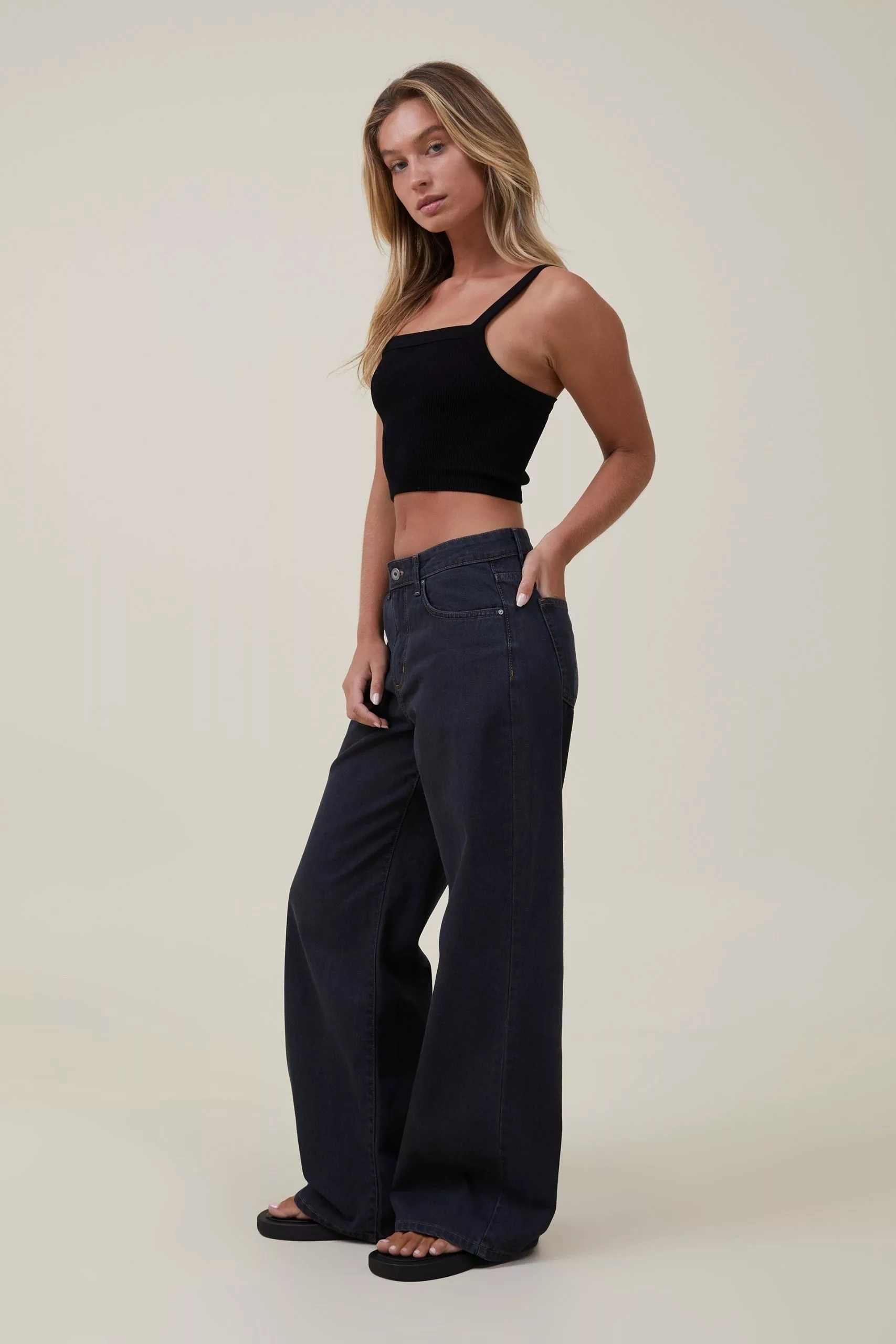 COTTON ON Relaxed Wide Leg Jean