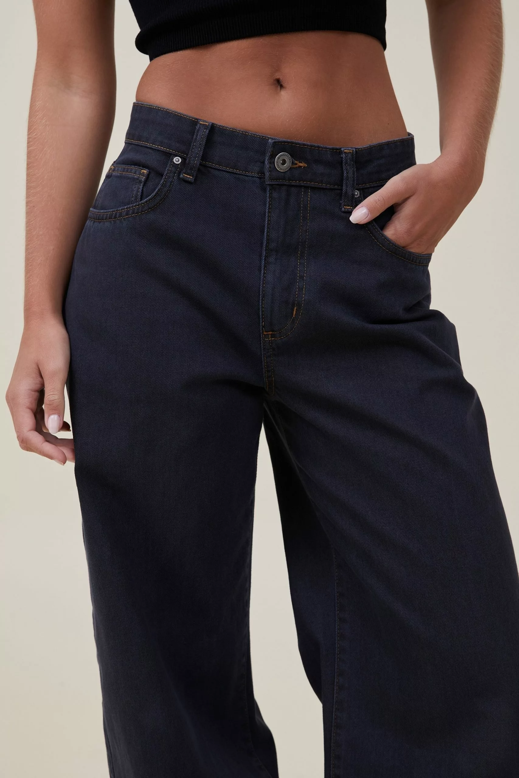 COTTON ON Relaxed Wide Leg Jean - Image 5