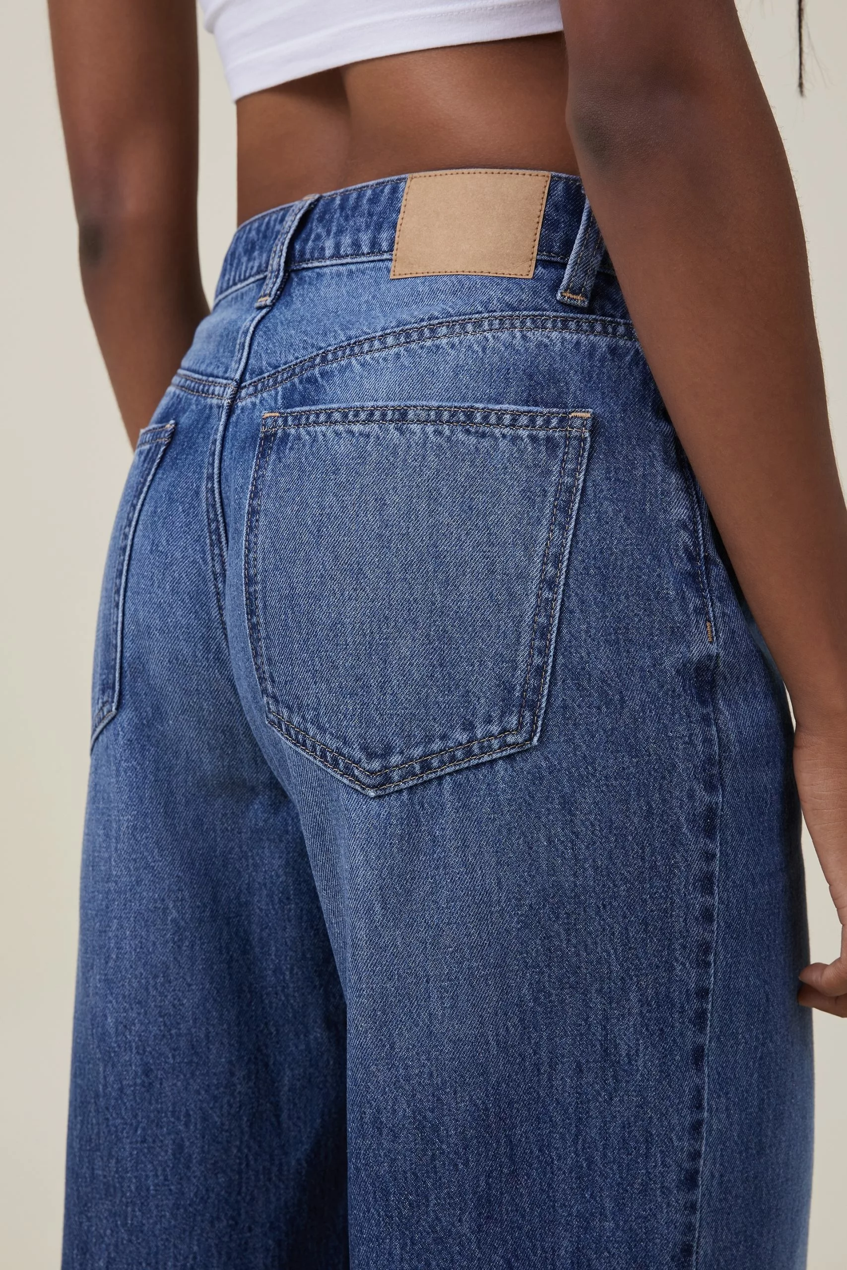 COTTON ON Relaxed Wide Leg Jean - Image 4