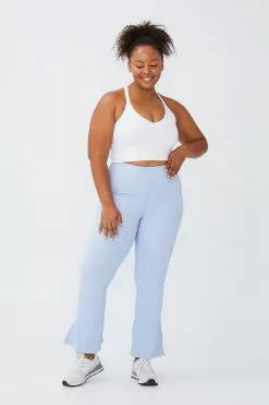 Body Curve Active Rib Flare