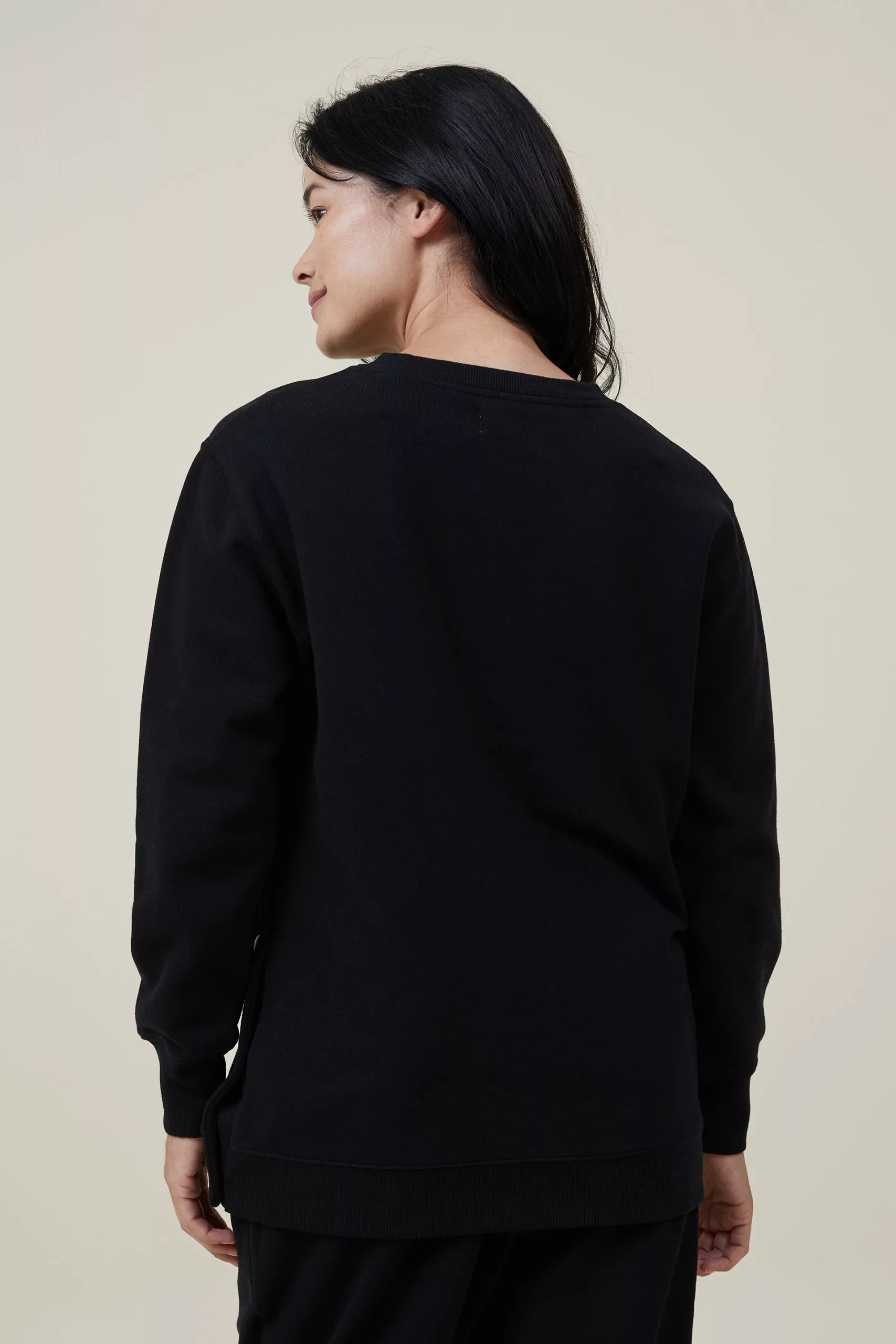 COTTON ON Maternity Classic Stud Side Crew Fleece - Image 3