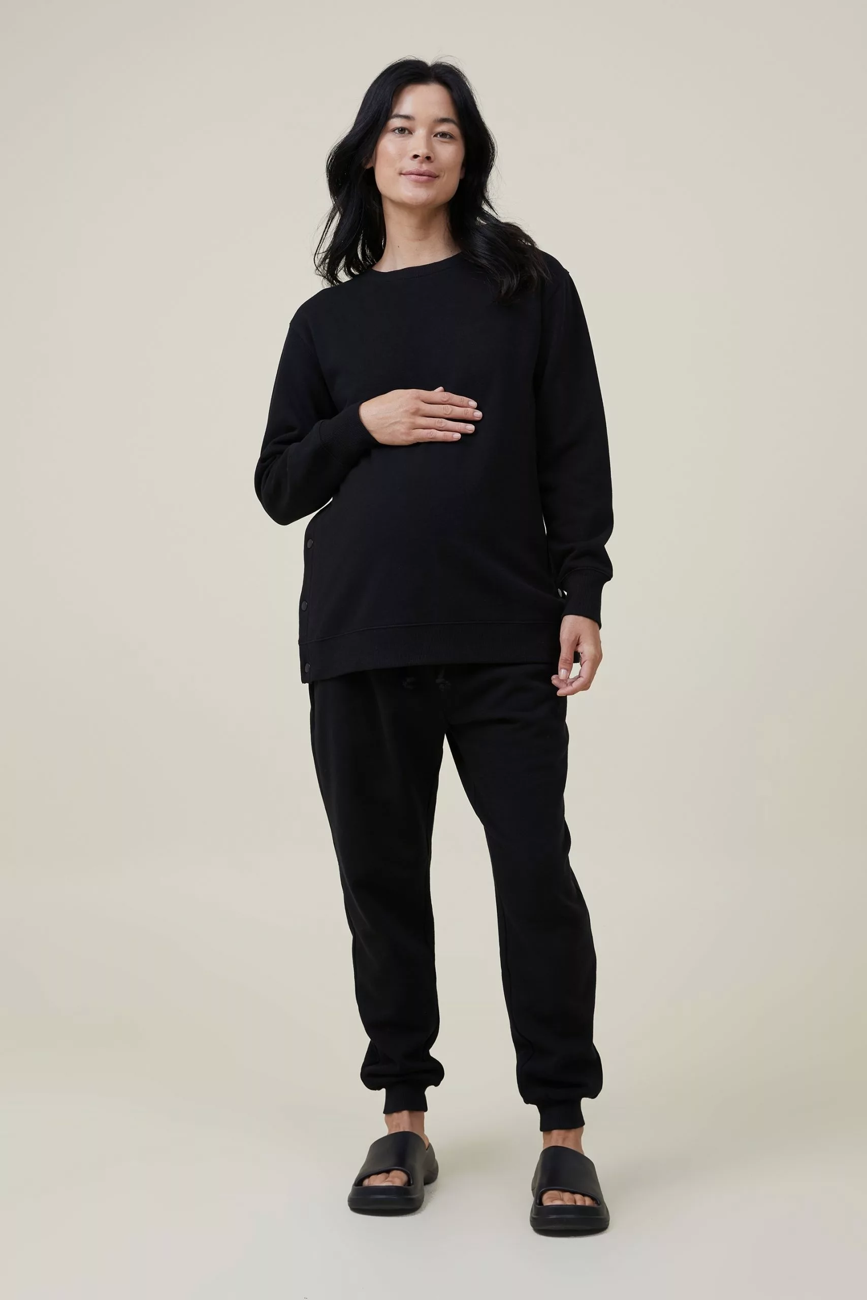 COTTON ON Maternity Classic Stud Side Crew Fleece - Image 4