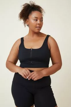 Body Curve Active Ultimate Zip Front Vestlette