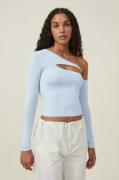 COTTON ON Cody Cut Out Long Sleeve Top