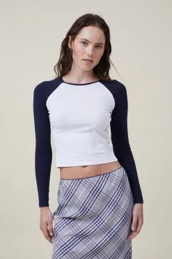 COTTON ON Jesse Raglan Long Sleeve Top