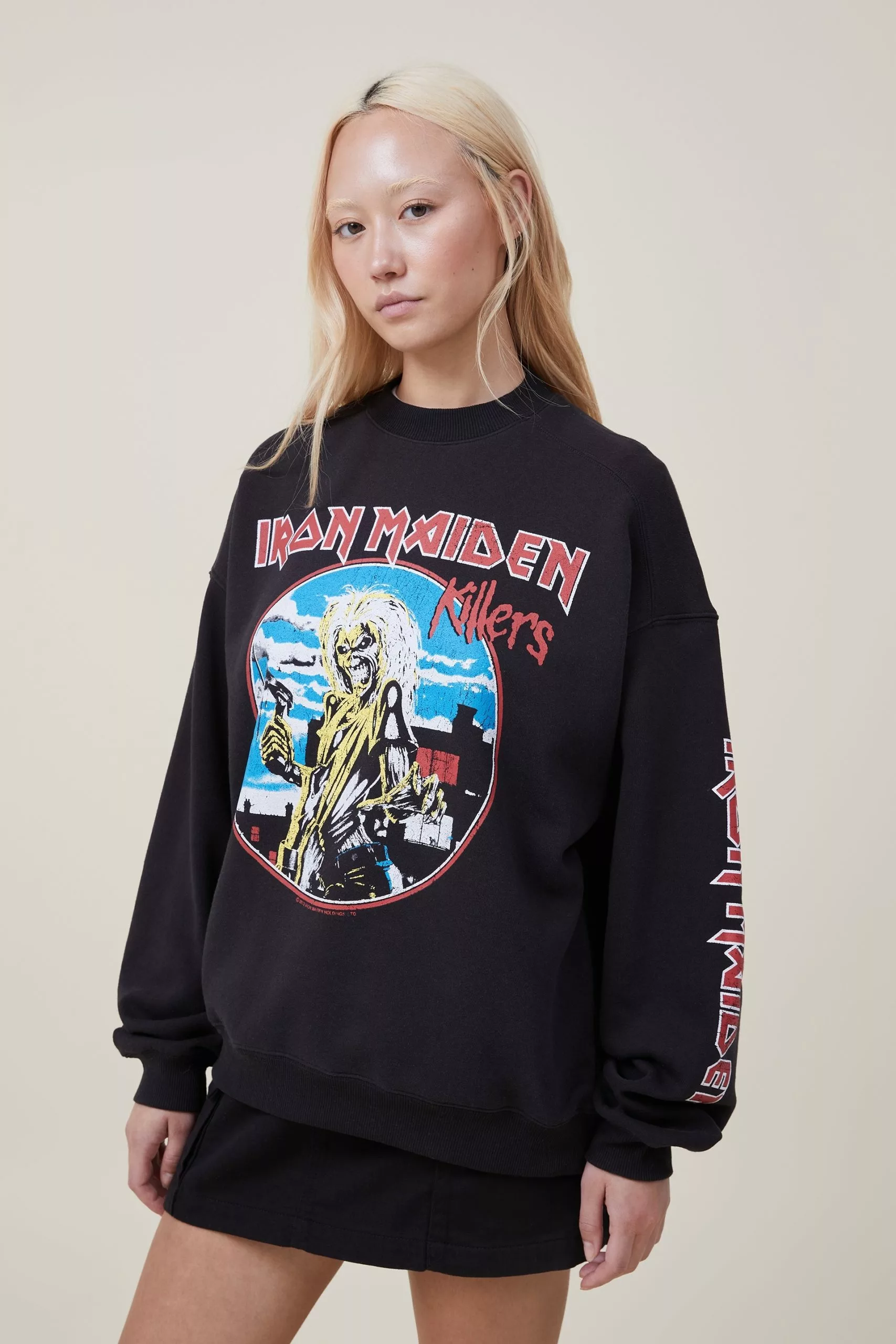 COTTON ON Graphic License Music Crew Sweatshirt