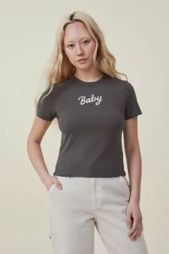 COTTON ON Fitted Graphic Longline Tee