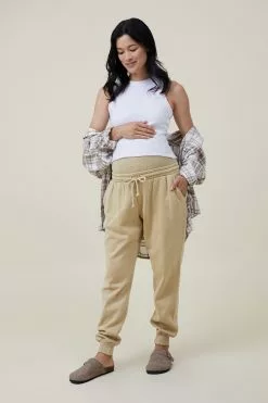 COTTON ON Maternity Classic Washed Trackpant