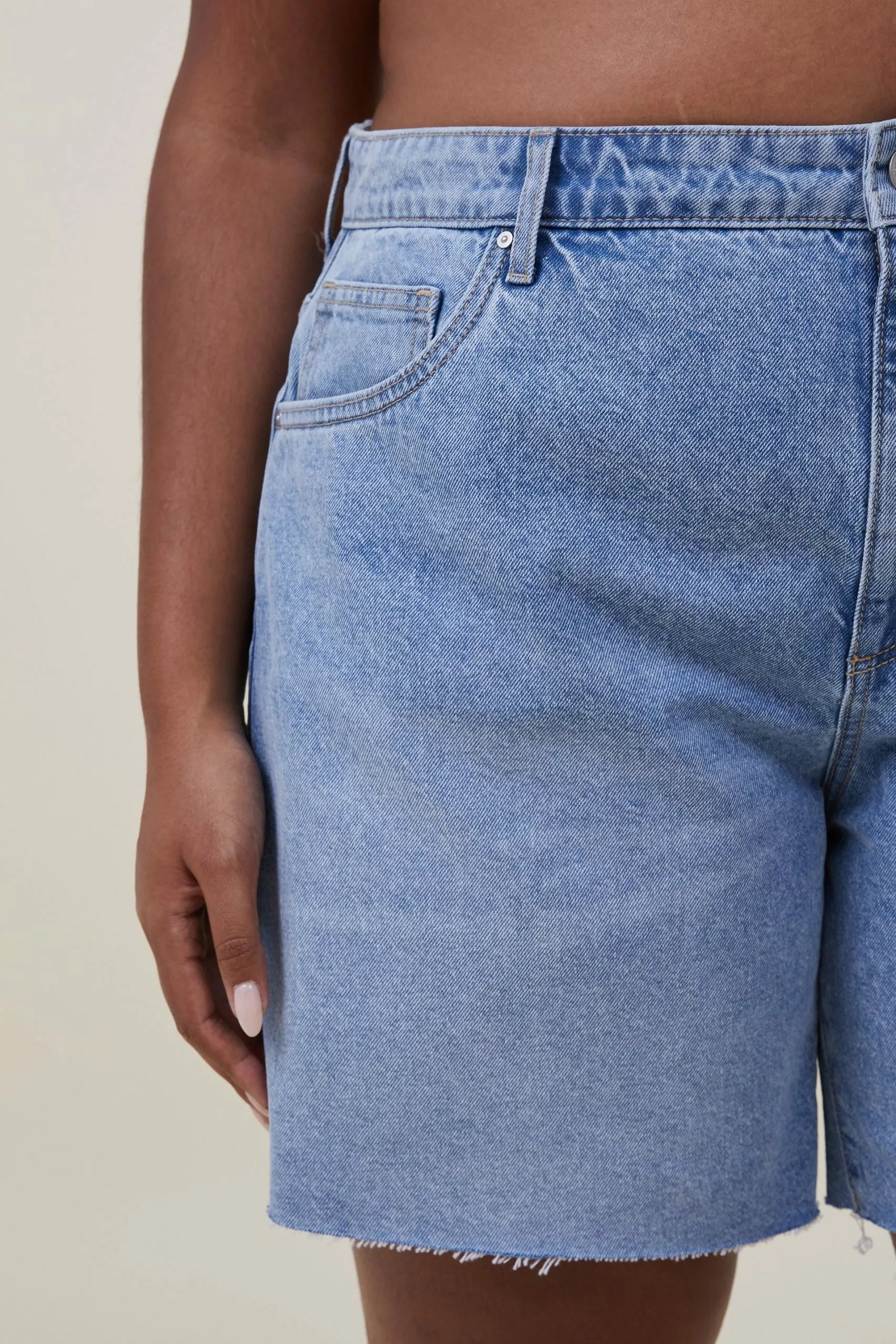 COTTON ON Relaxed Denim Short - Image 5
