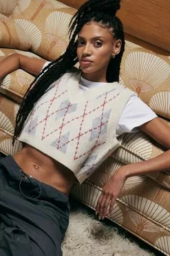 COTTON ON Blondie Argyle V Neck Vest