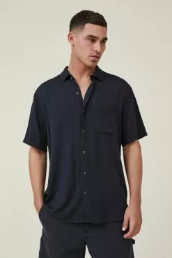 COTTON ON Cuban Short Sleeve Shirt