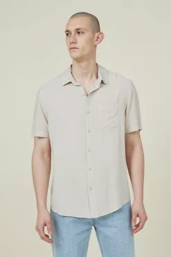 COTTON ON Cuban Short Sleeve Shirt