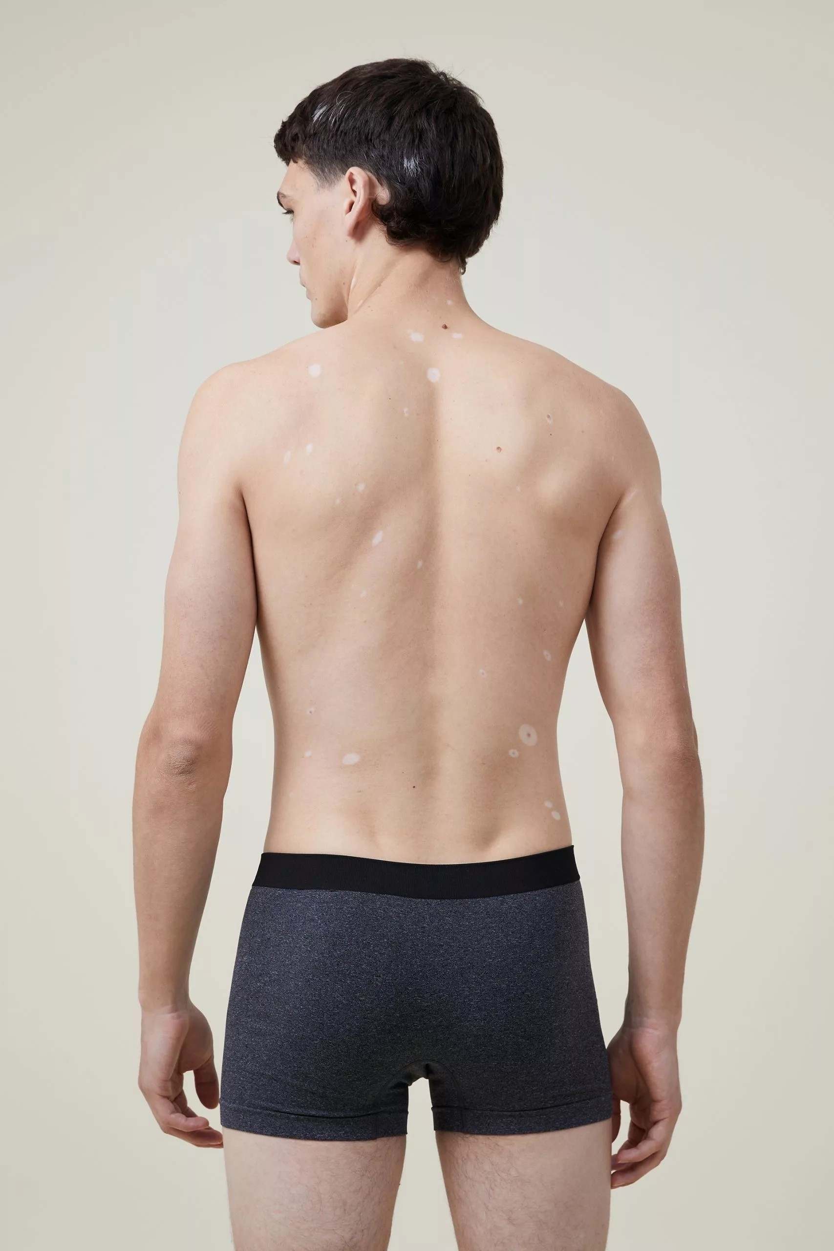 COTTON ON Mens Seamless Trunks - Image 2