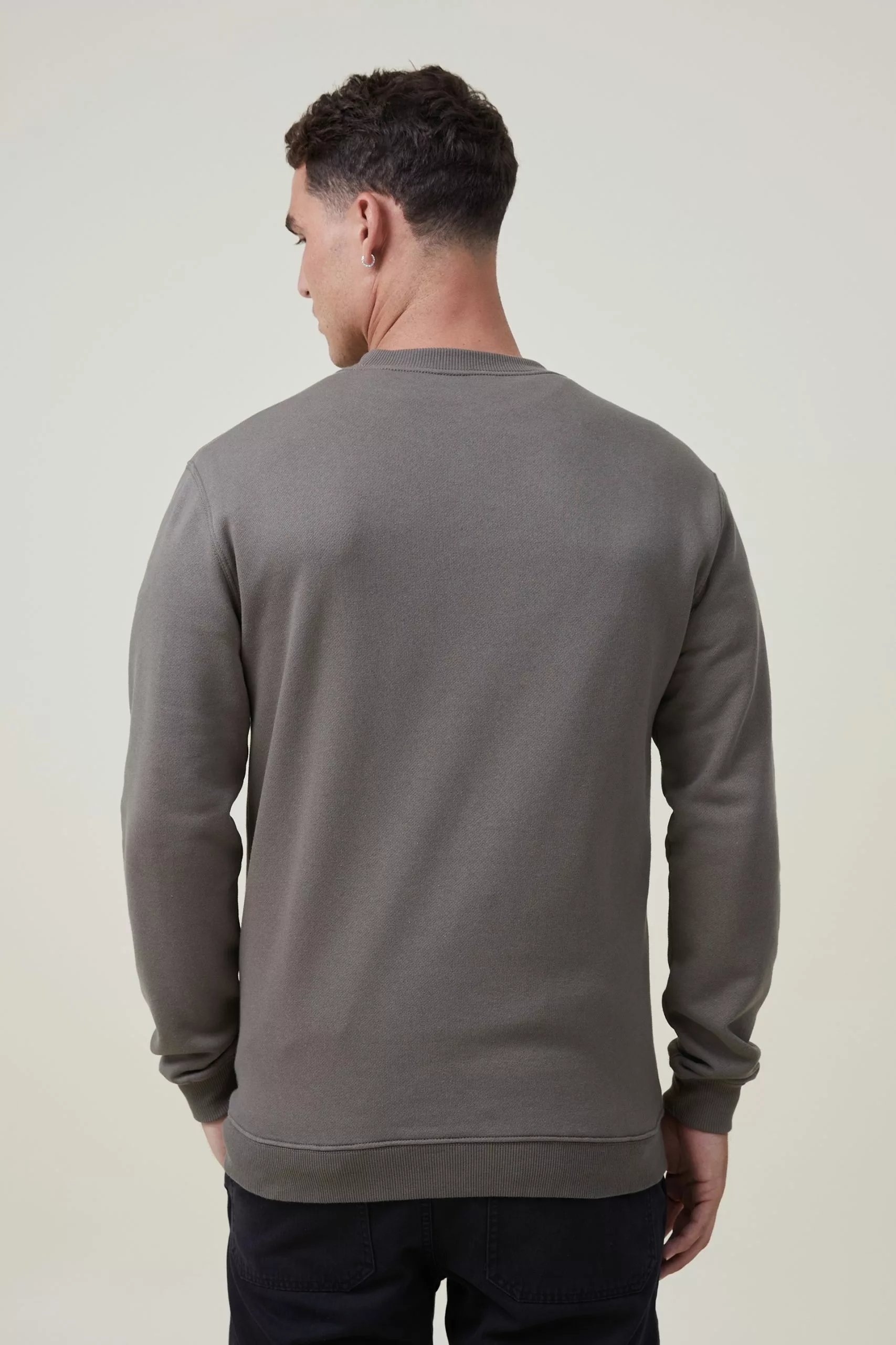 COTTON ON Graphic Crew Fleece - Image 3