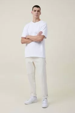 COTTON ON Relaxed Tapered Jean