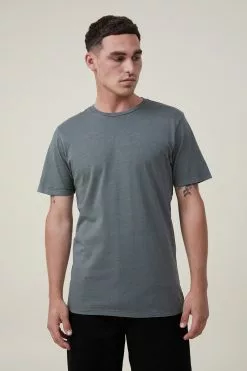 COTTON ON Organic Regular Fit Crew T-Shirt