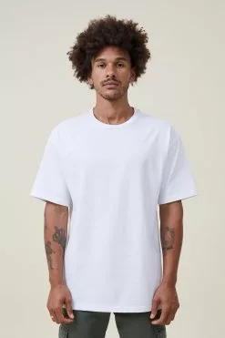 COTTON ON Heavy Weight T-Shirt