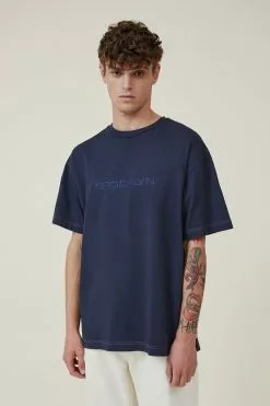 COTTON ON Heavy Weight T-Shirt