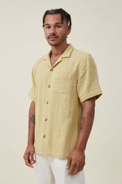 COTTON ON Palma Short Sleeve Shirt