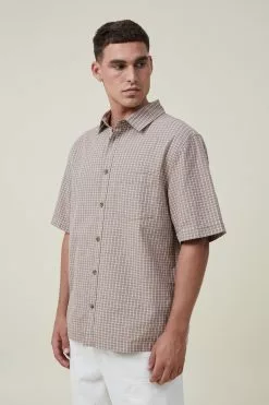 COTTON ON Eddie Short Sleeve Shirt