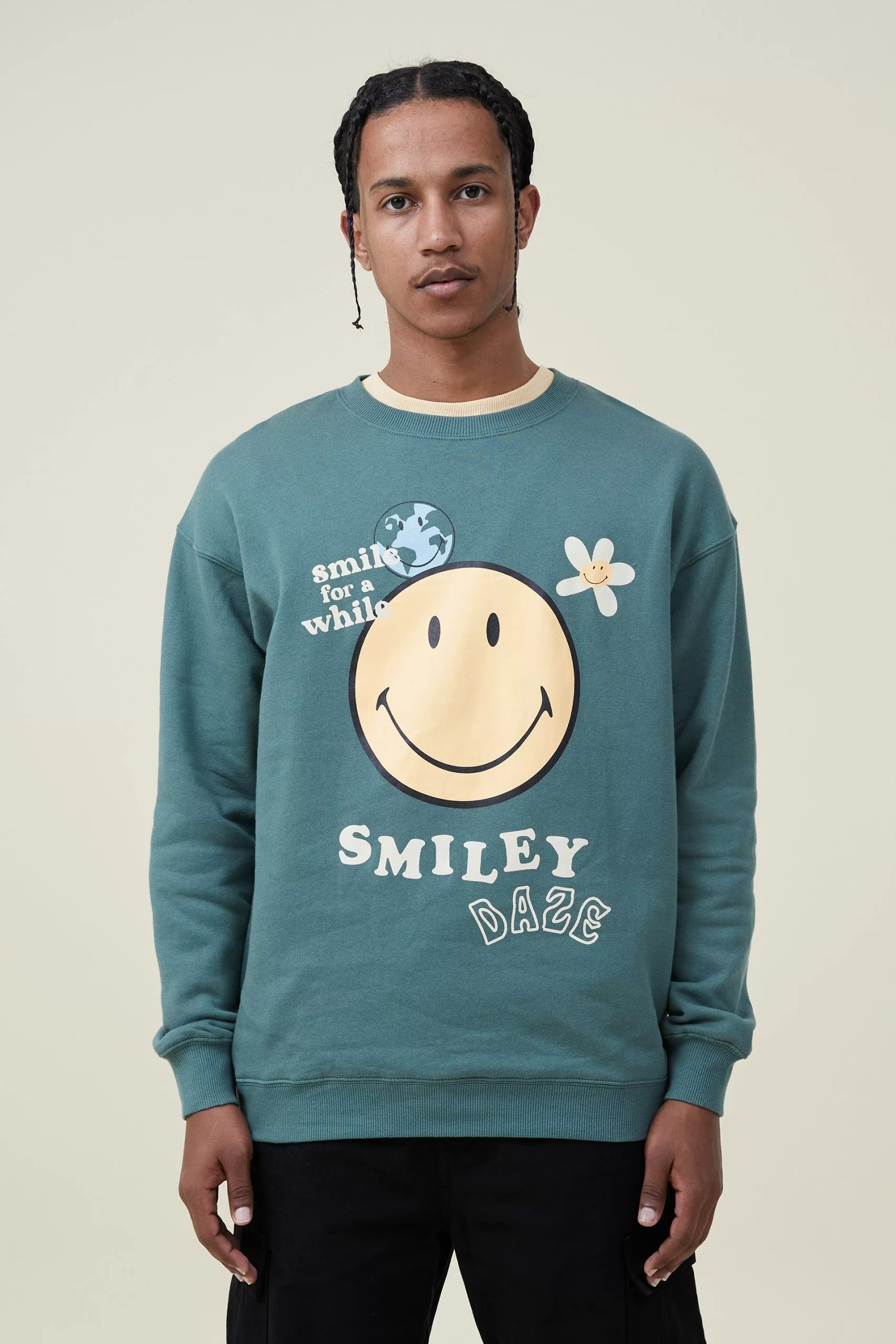 COTTON ON Smiley Crew Fleece