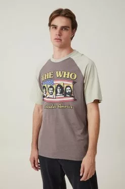 COTTON ON License Raglan T-Shirt