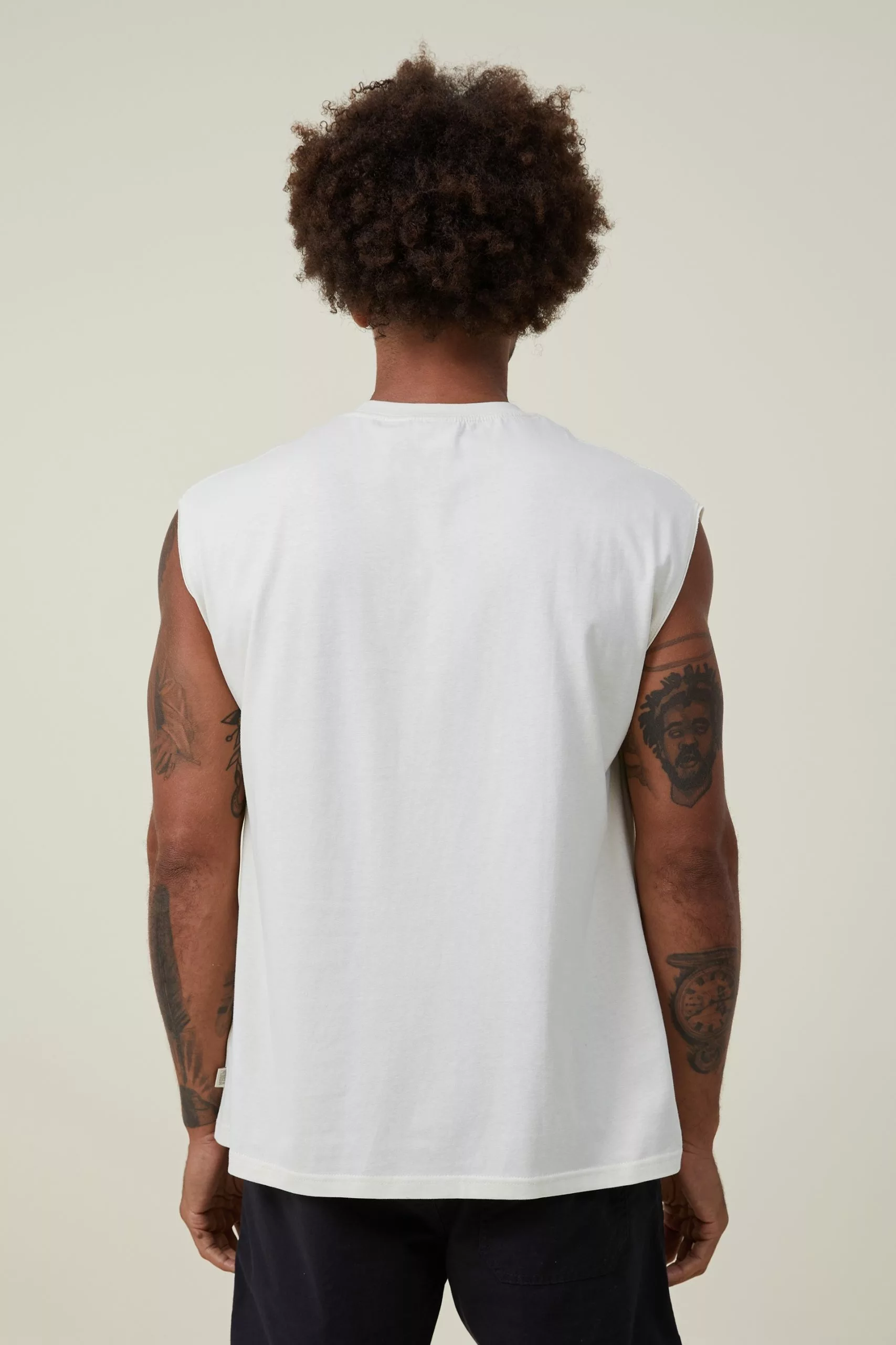 COTTON ON Nba Oversized Muscle - Image 3