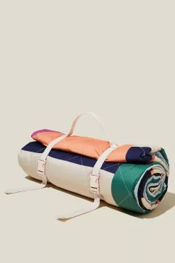 Body Oversized Picnic Blanket