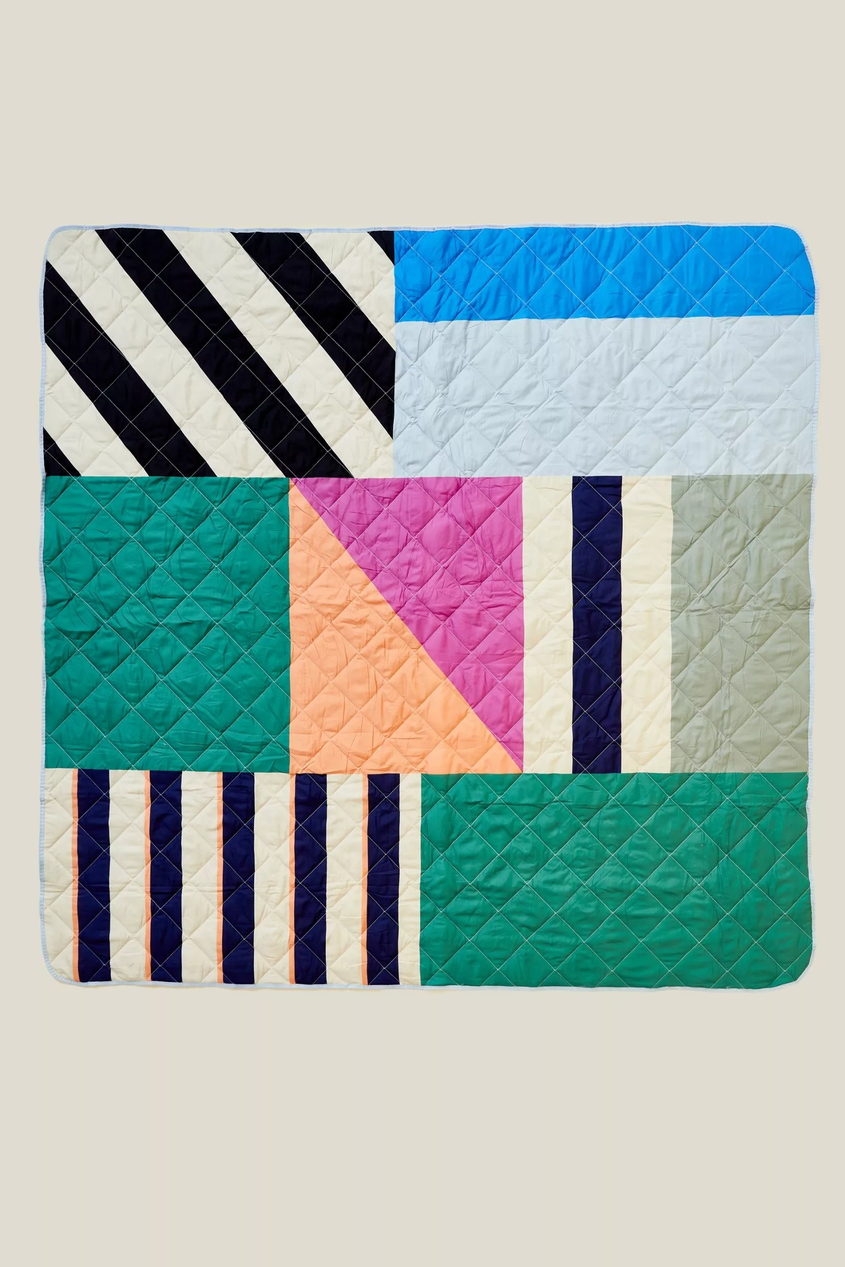 Body Oversized Picnic Blanket - Image 3