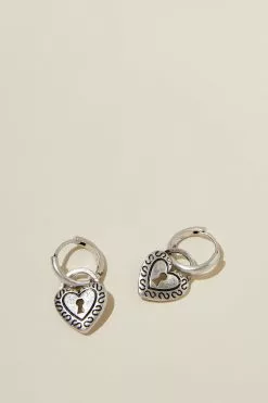 Rubi Mid Charm Earring