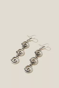 Rubi Mid Charm Earring