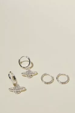 Rubi Mid Charm Earring