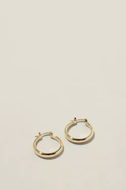 Rubi Mid Hoop Earring