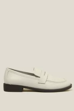 Rubi Lola Classic Loafer