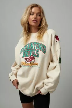 Slouchy Premium Graphic Crew