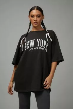 Oversized Graphic Tee