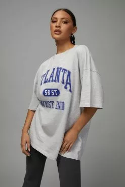 Oversized Graphic Tee