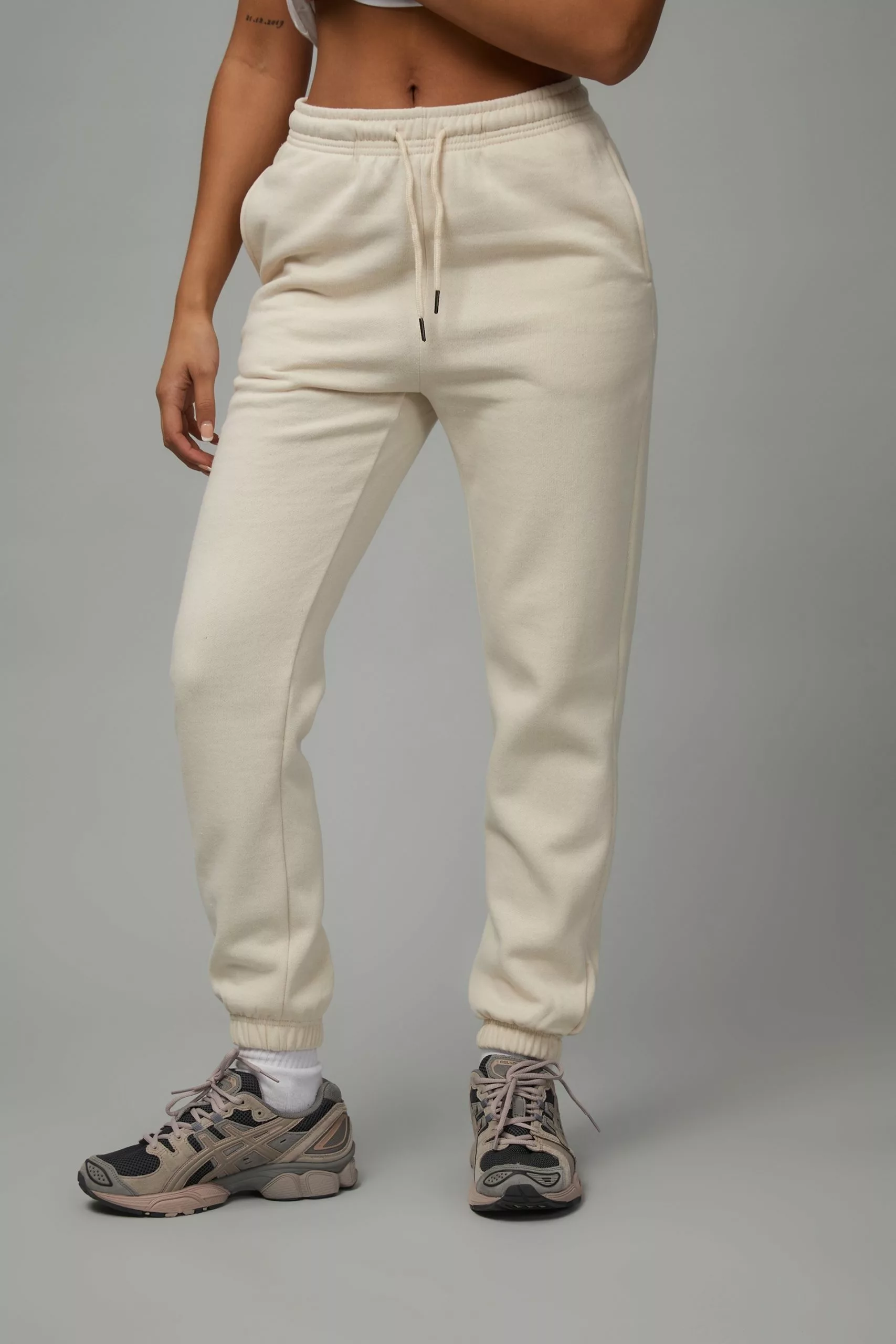 Super High Rise Trackpant - Image 2
