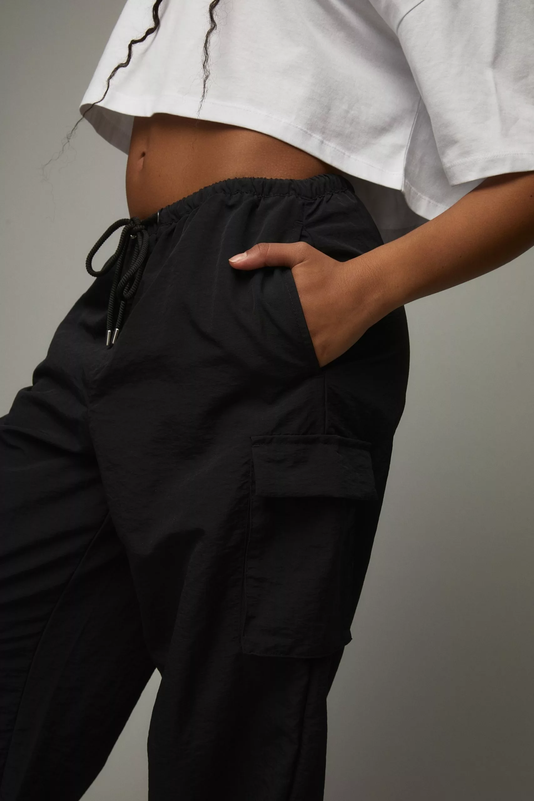 Relaxed Lightweight Track Pant - Image 4