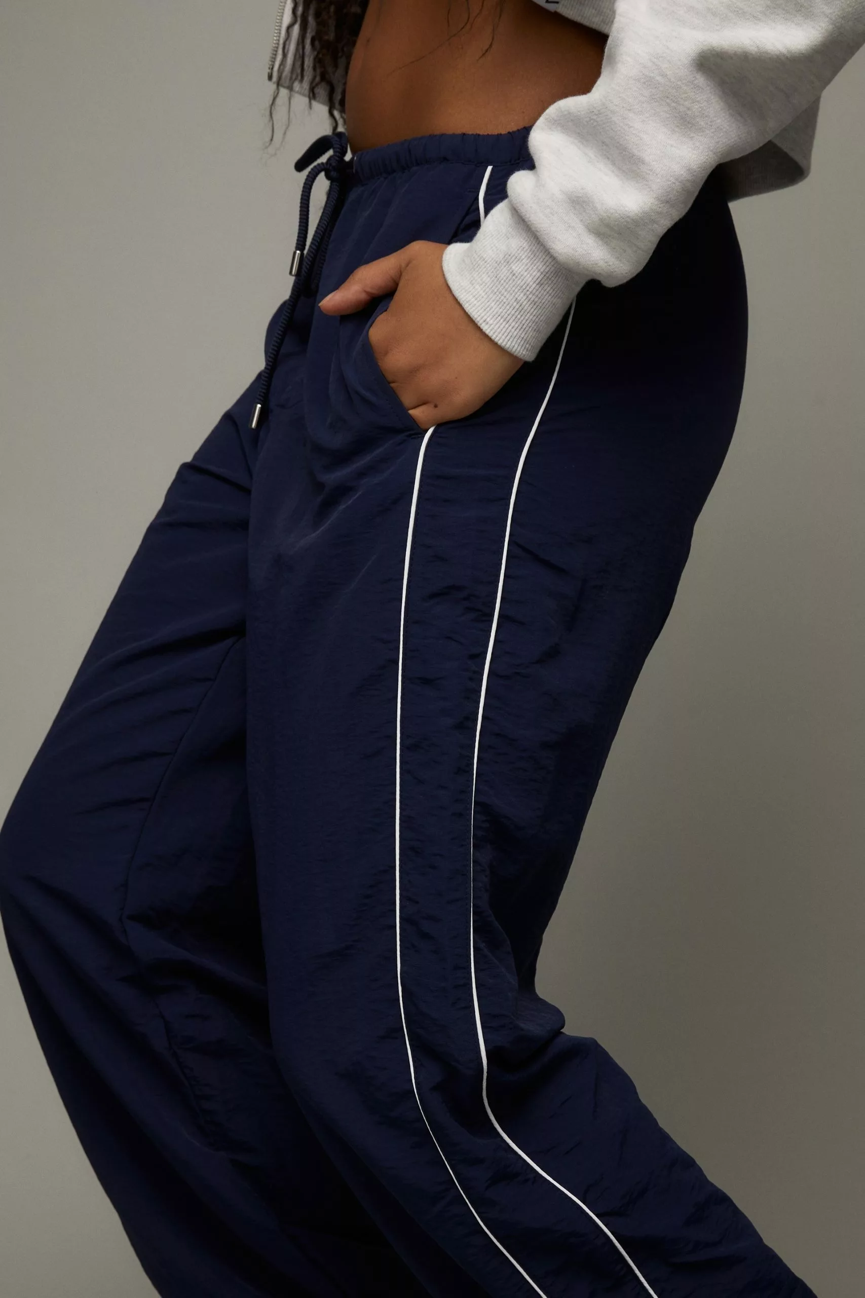 Relaxed Lightweight Track Pant - Image 4