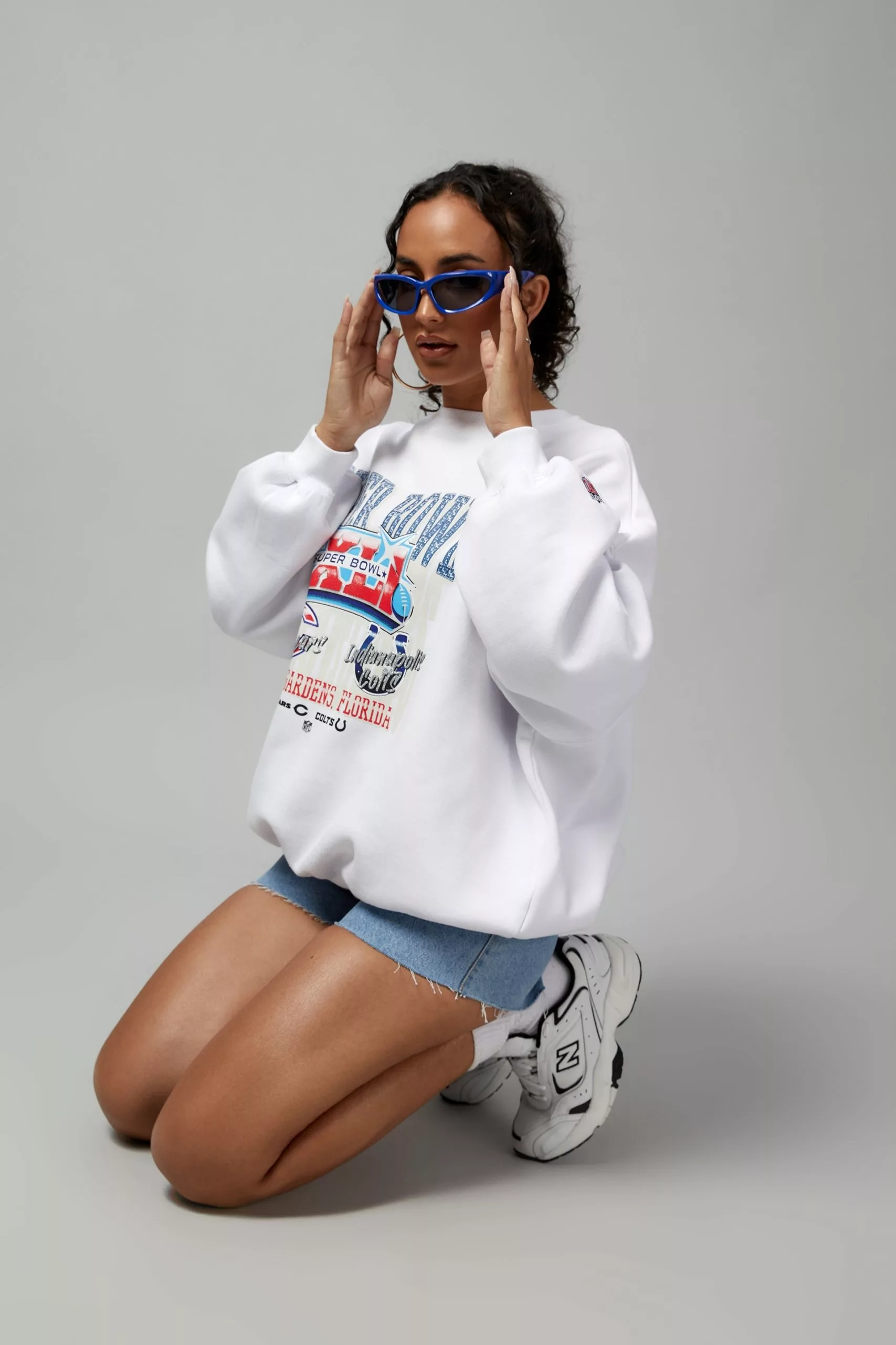 NFL Super Bowl Slouchy Graphic Crew - Image 4