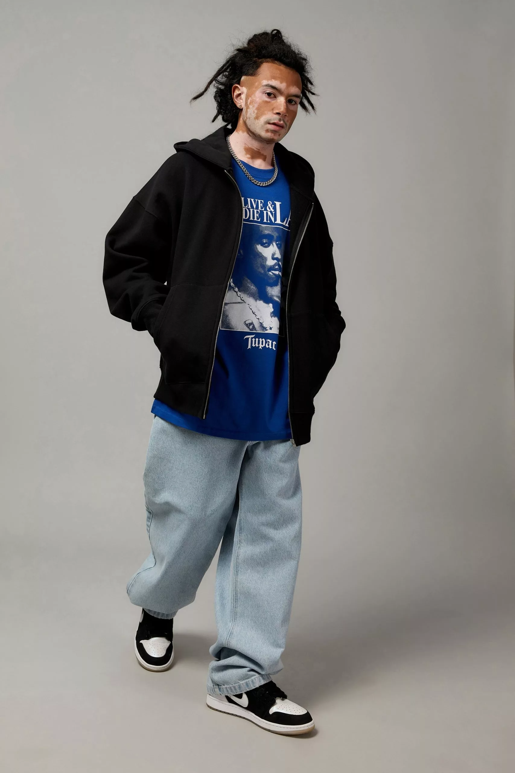 Baggy Graphic Zip Through Hoodie - Image 4